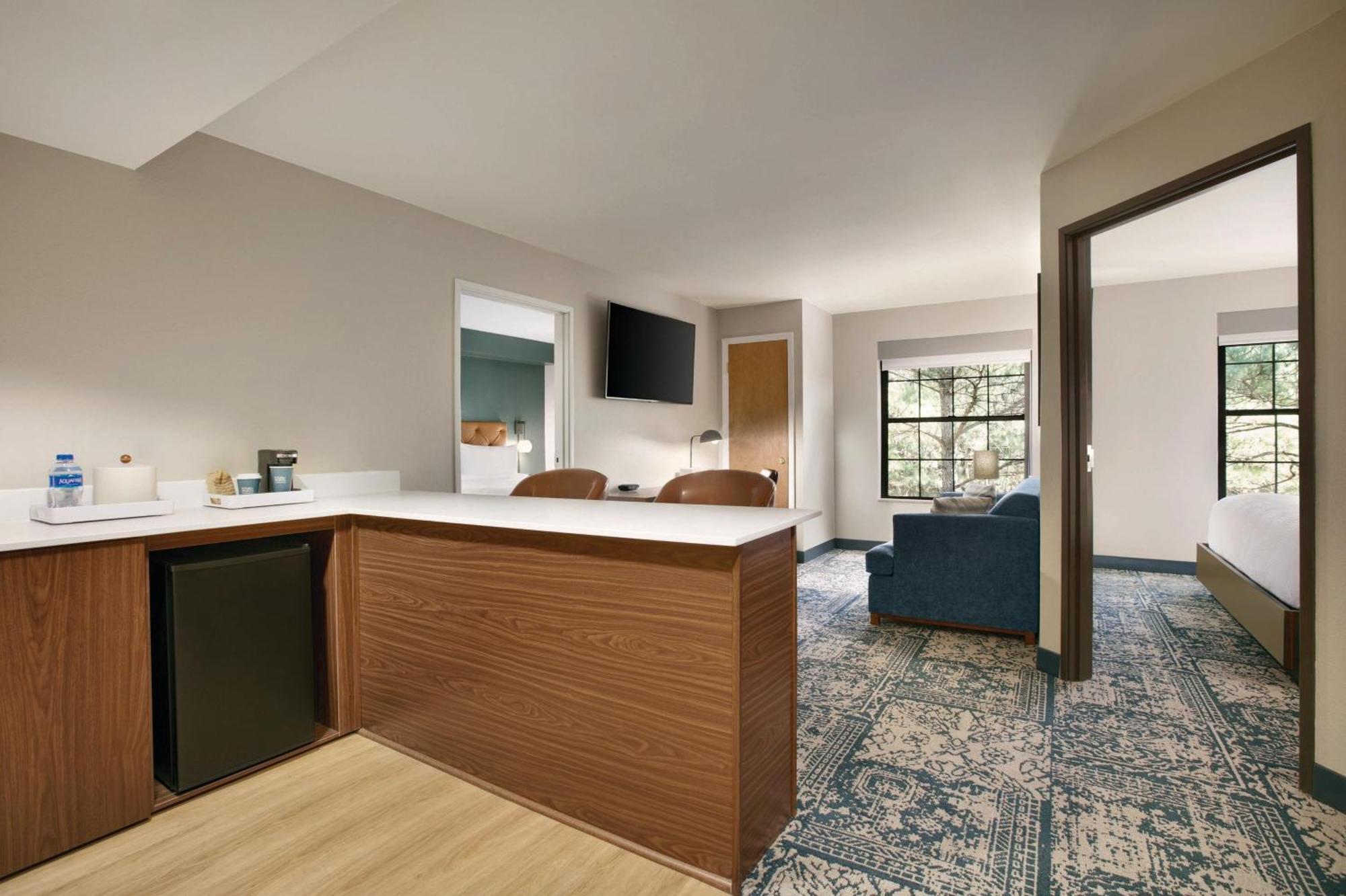 Four Points By Sheraton Raleigh Arena Exterior foto